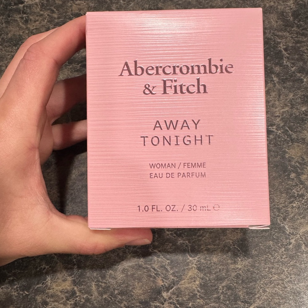 Abercrombie & Fitch Away Tonight Pink Perfume